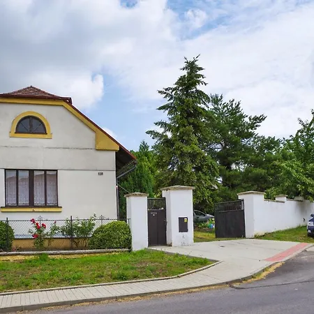 Safaruv Statek Apartment